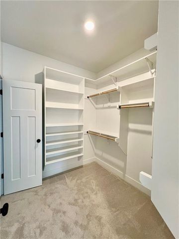 1925 Longview Drive, Liberty, MO 64068