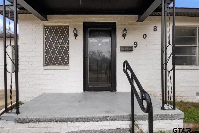 908 Crosby, Tyler, TX 75702