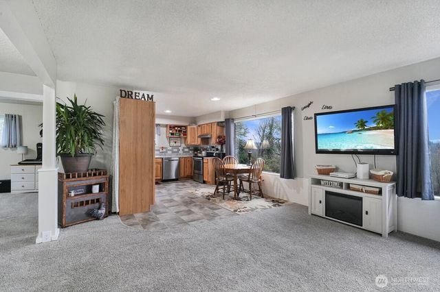 168 Middlecrest Drive, Toledo, WA 98591