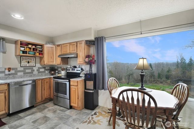 168 Middlecrest Drive, Toledo, WA 98591