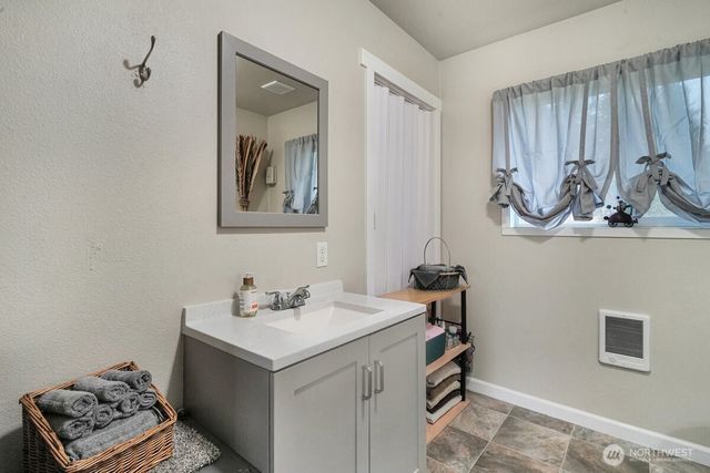 168 Middlecrest Drive, Toledo, WA 98591