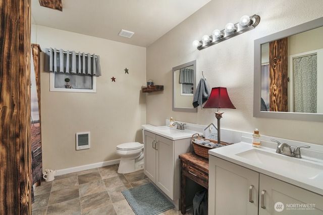 168 Middlecrest Drive, Toledo, WA 98591