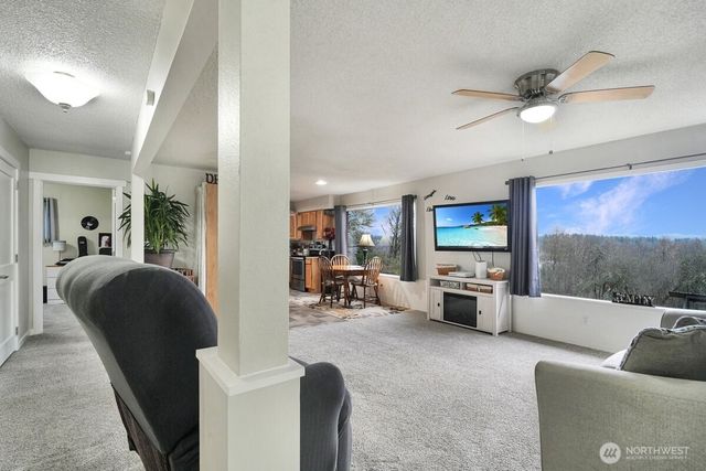 168 Middlecrest Drive, Toledo, WA 98591