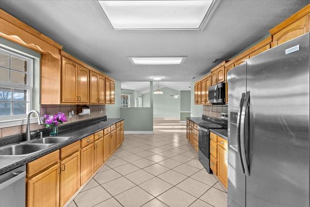 613 Collins Road, Dothan, AL 36305