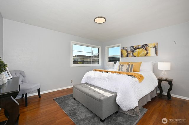 1704 Rainier Street, Sumner, WA 98390