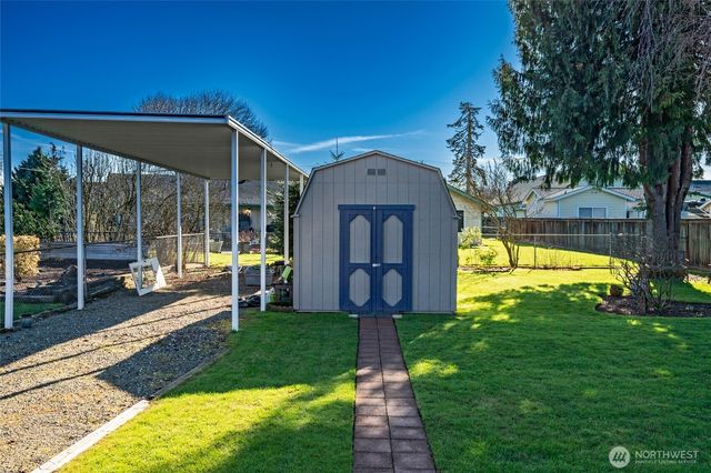 1704 Rainier Street, Sumner, WA 98390