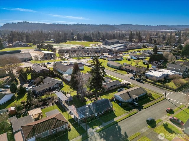1704 Rainier Street, Sumner, WA 98390