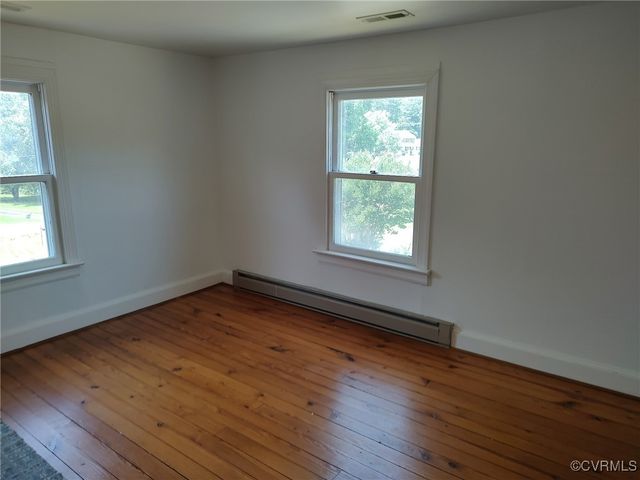 8243 yahley mill Rd, Henrico, VA 23231