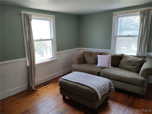 8243 yahley mill Rd, Henrico, VA 23231