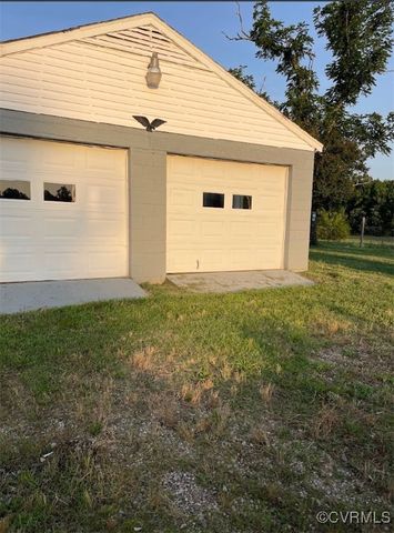 8243 yahley mill Rd, Henrico, VA 23231