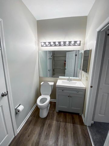 60 SUMMIT CT, Marlton, NJ 08053