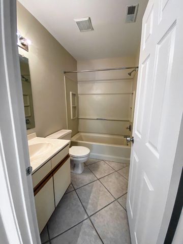 60 SUMMIT CT, Marlton, NJ 08053