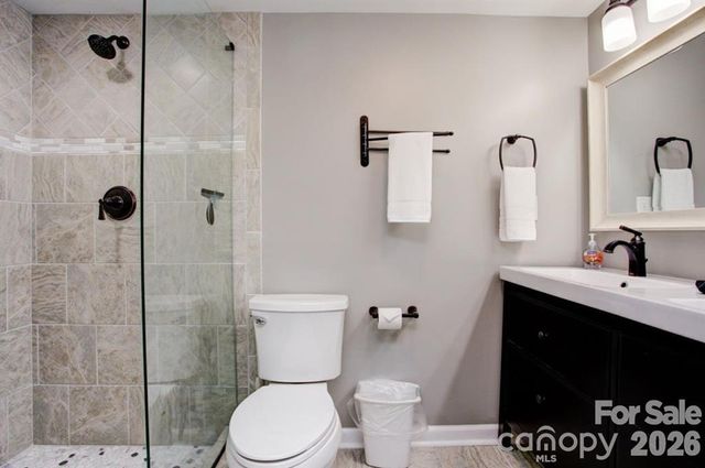 347 Blackberry Inn Road, Weaverville, NC 28787