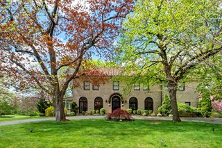 12 Longvue Avenue, New Rochelle, NY 10804