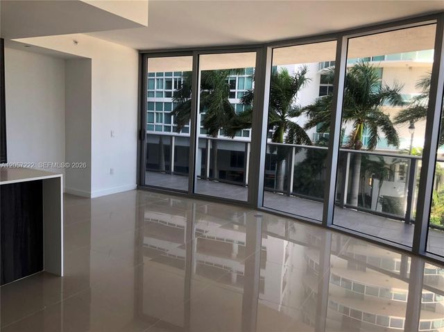 488 NE 18th St 215, Miami, FL 33132