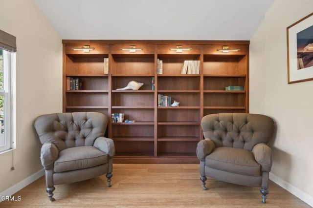 379 McGill Avenue, Ventura, CA 93003