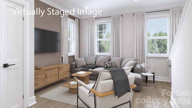 707 Silvertree Way, Charlotte, NC 28205