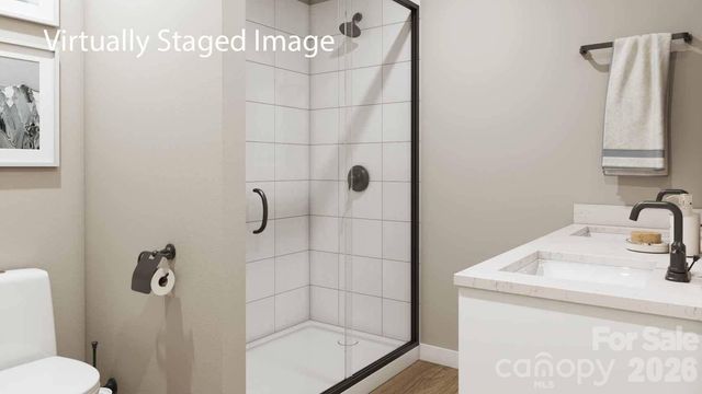 707 Silvertree Way, Charlotte, NC 28205