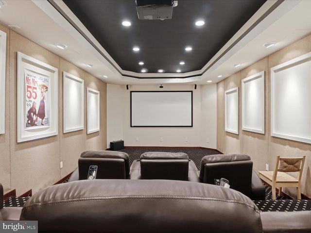 12709 GREENBRIAR RD, Potomac, MD 20854