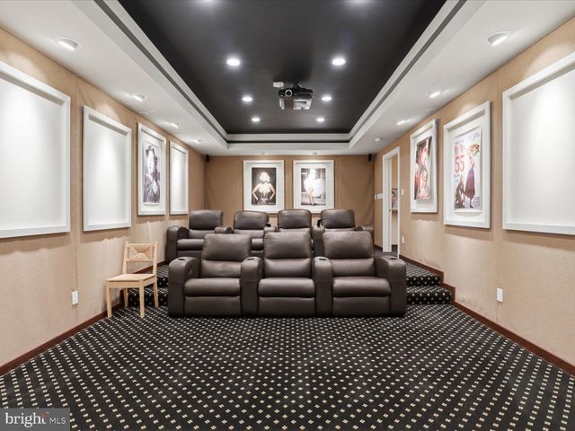 12709 GREENBRIAR RD, Potomac, MD 20854