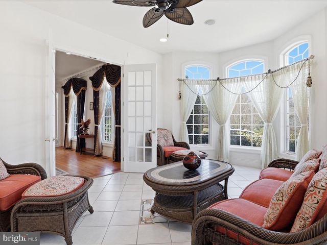 12709 GREENBRIAR RD, Potomac, MD 20854