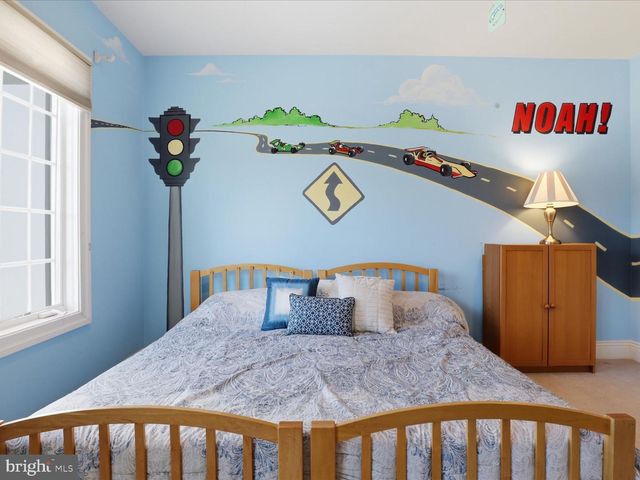 12709 GREENBRIAR RD, Potomac, MD 20854