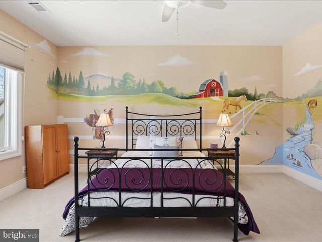 12709 GREENBRIAR RD, Potomac, MD 20854