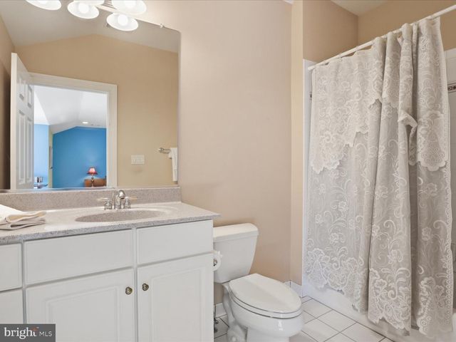 12709 GREENBRIAR RD, Potomac, MD 20854