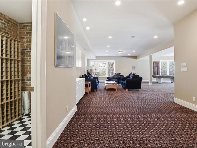 12709 GREENBRIAR RD, Potomac, MD 20854