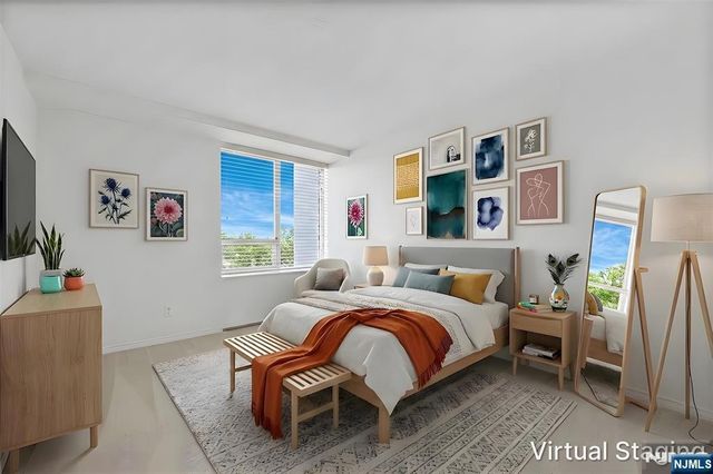 4 Horizon 1022, Fort Lee, NJ 07024