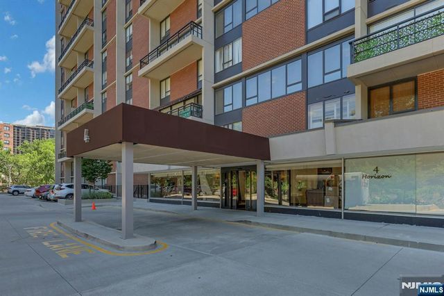 4 Horizon 1022, Fort Lee, NJ 07024