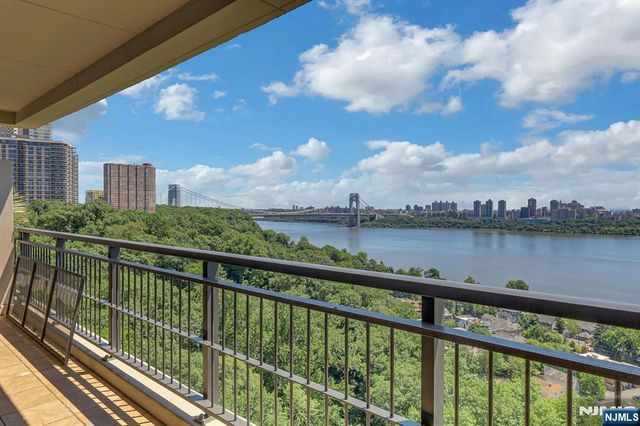 4 Horizon 1022, Fort Lee, NJ 07024
