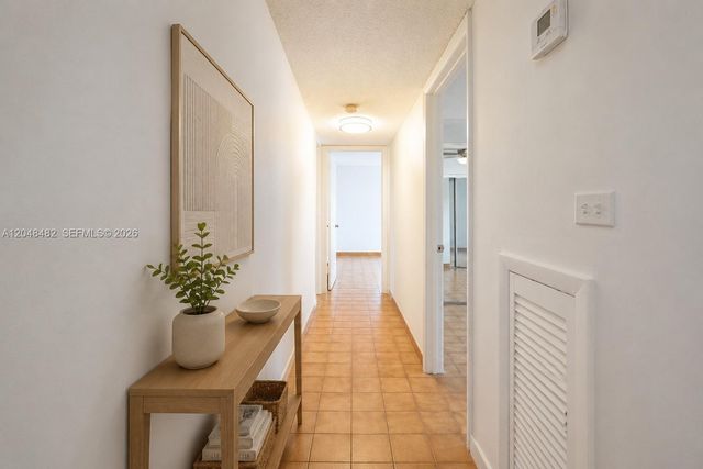 1337 NW 1st St 12, Miami, FL 33125