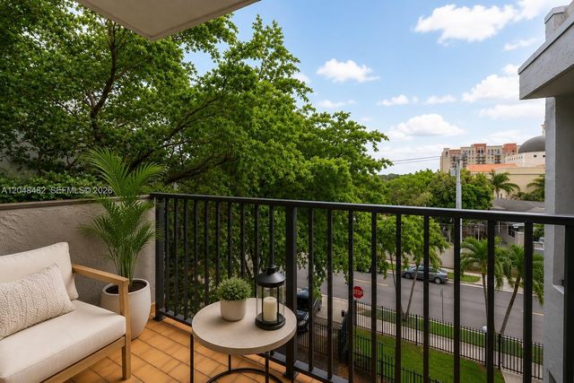 1337 NW 1st St 12, Miami, FL 33125