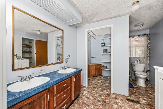 7227 Big Horn Dr, Crossville, TN 38572