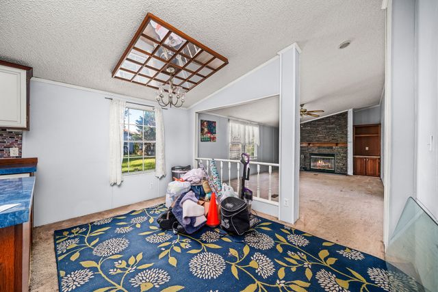 7227 Big Horn Dr, Crossville, TN 38572