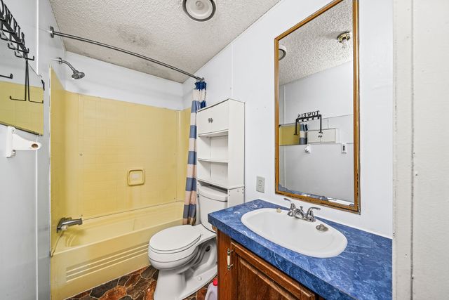 7227 Big Horn Dr, Crossville, TN 38572