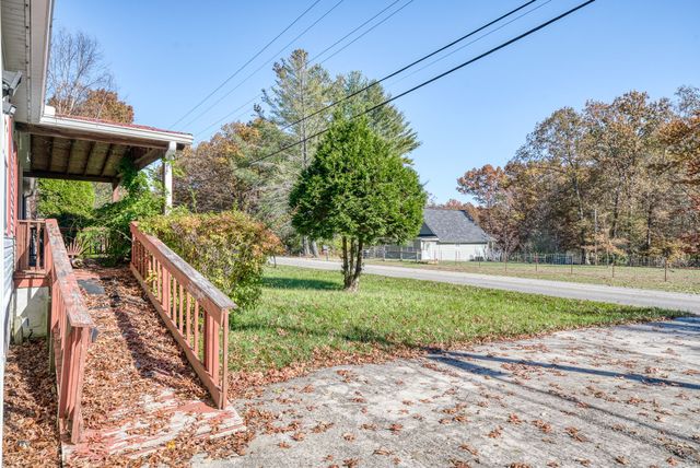 7227 Big Horn Dr, Crossville, TN 38572