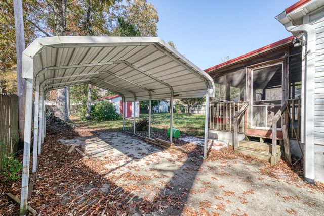 7227 Big Horn Dr, Crossville, TN 38572