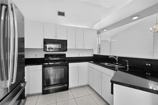 5723 MONTE ROSSO ROAD, Sarasota, FL 34243