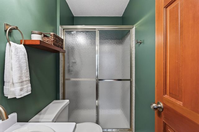 383 Tessier Circle, Vadnais Heights, MN 55127