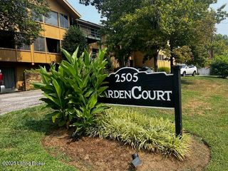 2505 Brownsboro Rd, APT D1, Louisville, KY 40206
