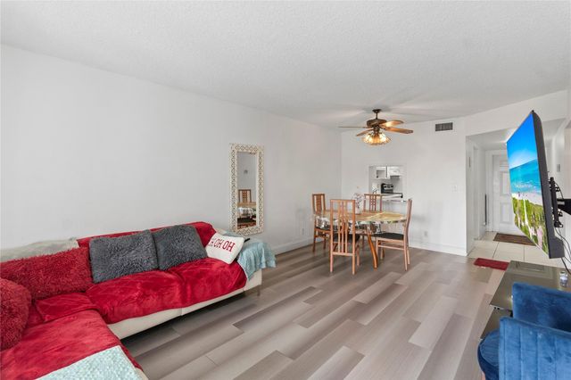 5800 W Margate Boulevard 346-3, Margate, FL 33063