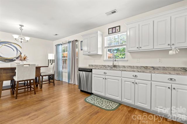 3200 Silver Fox Circle 48, Lancaster, SC 29720