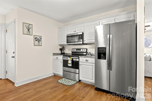 3200 Silver Fox Circle 48, Lancaster, SC 29720