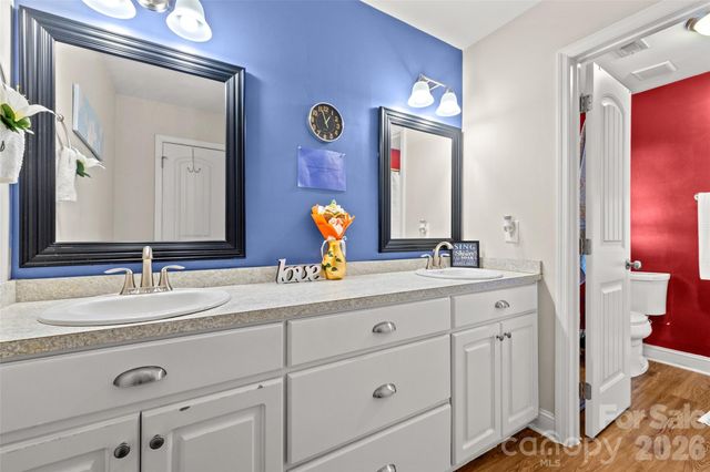 3200 Silver Fox Circle 48, Lancaster, SC 29720