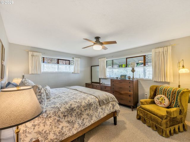 61 Gamble St, Wheeler, OR 97147