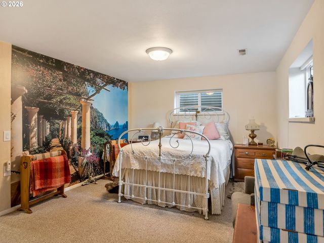 61 Gamble St, Wheeler, OR 97147