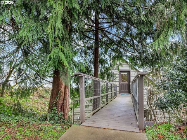 61 Gamble St, Wheeler, OR 97147