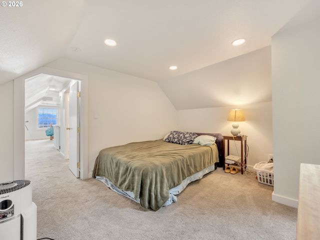 61 Gamble St, Wheeler, OR 97147